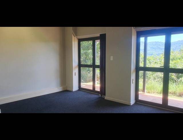 OFFICE FOR SALE IN MONTROSE